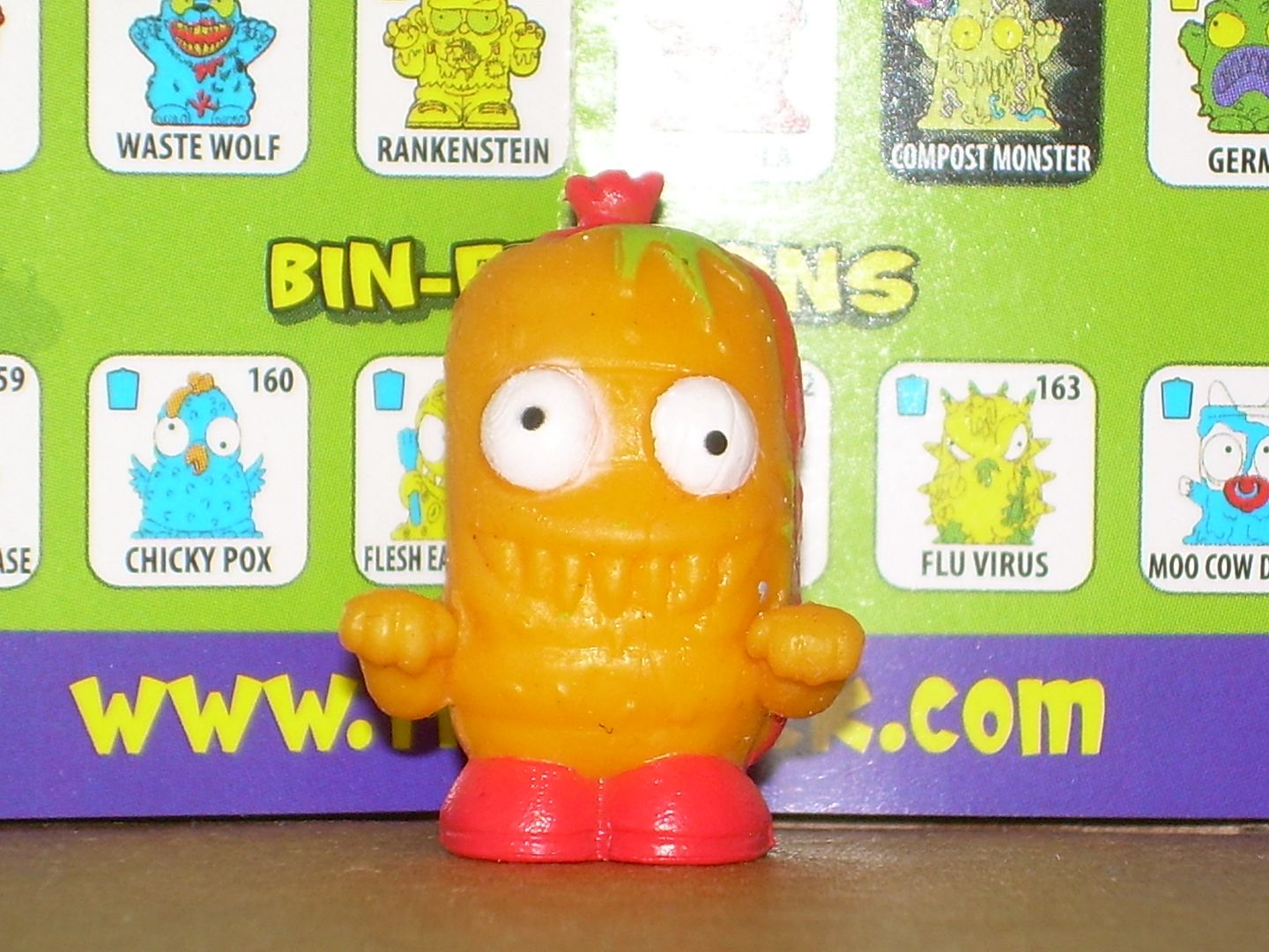 Moose 2011 The Trash Pack Series 1 GROTT DOG 047 RARE Grubz Trashie