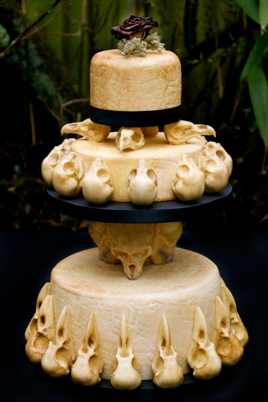  photo skullcake-550x825_zps1fdef387.jpg