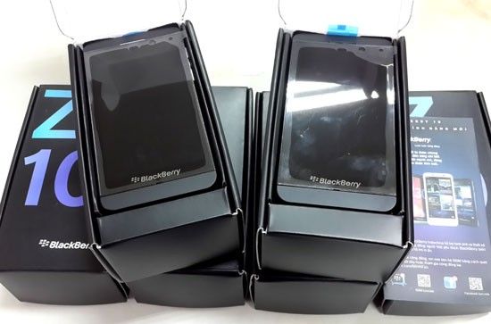 Bán điện thoại Blackberry Z10 hàng chính hãng có sẵn