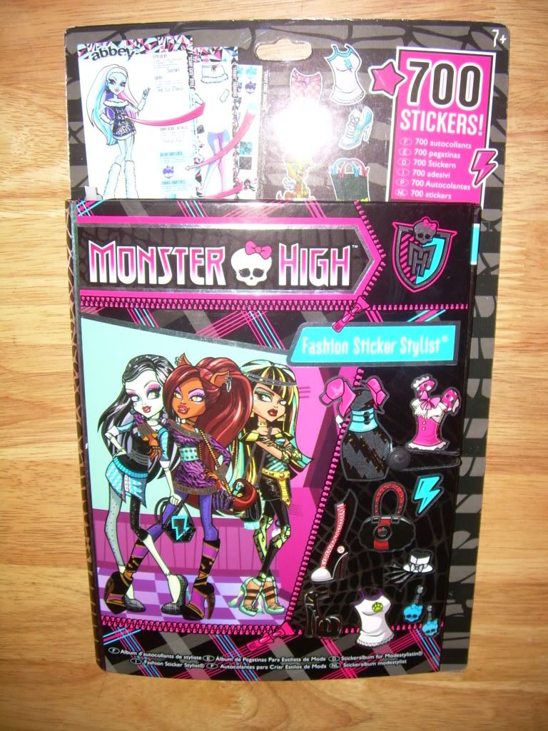 Mattel MONSTER HIGH Doll FASHION STICKER STYLIST Album Sealed 700 ...