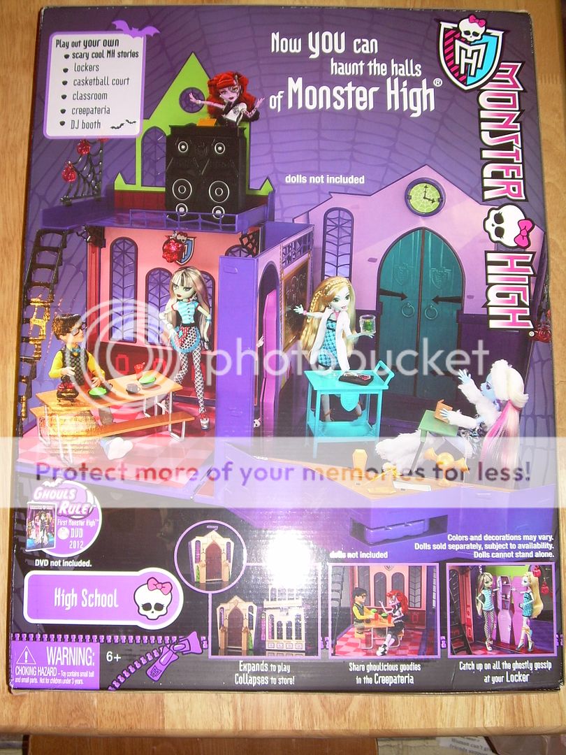NIB Mattel MONSTER HIGH Dolls HIGH SCHOOL Playset Classroom, Lockers 