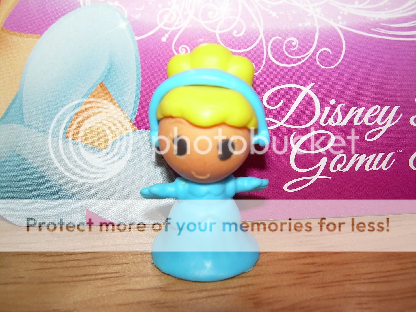 2011 Disney Princess Gomu Single Loose Eraser Cinderella Spinmaster